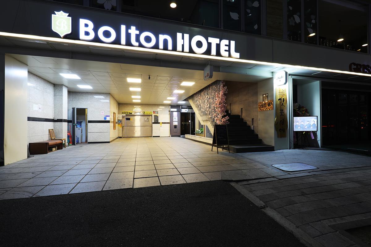 Hotel Image 1